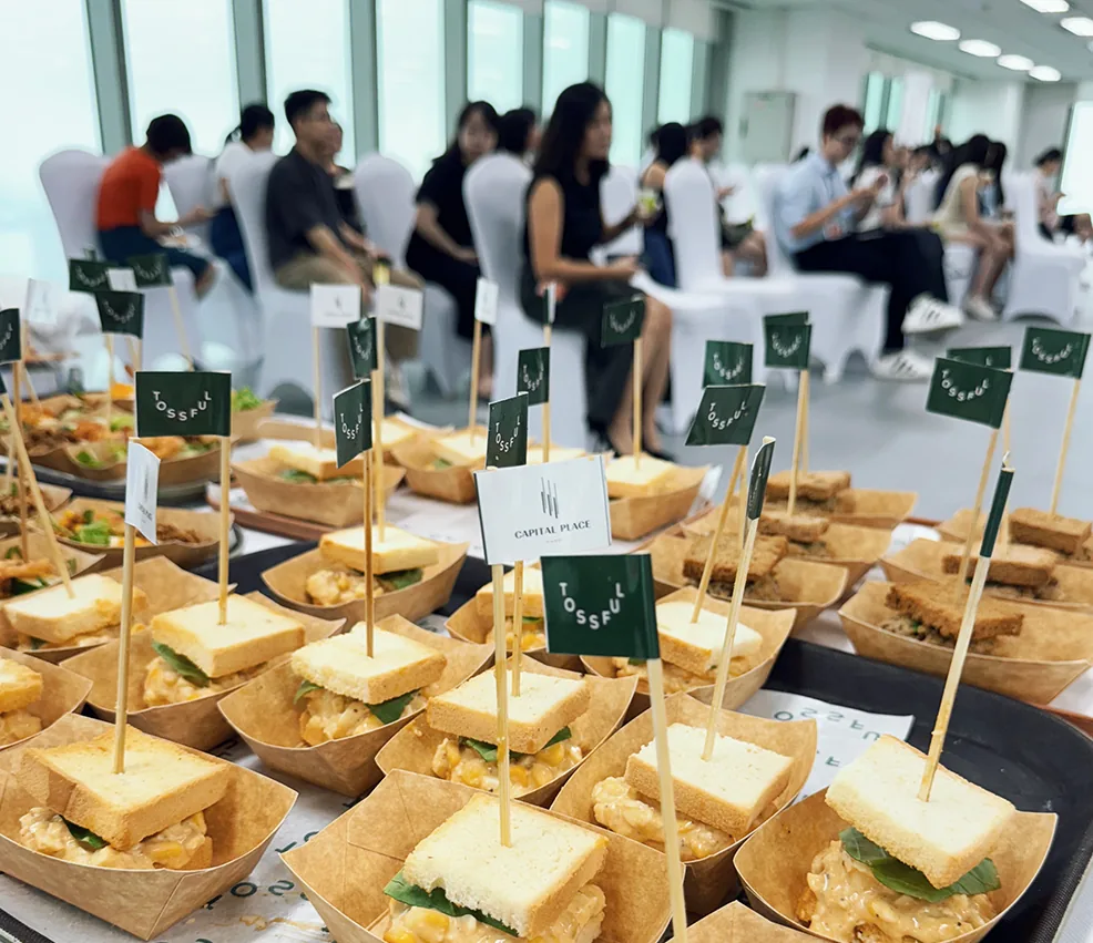 Tossful catering — sandwich box cho event doanh nghiệp
